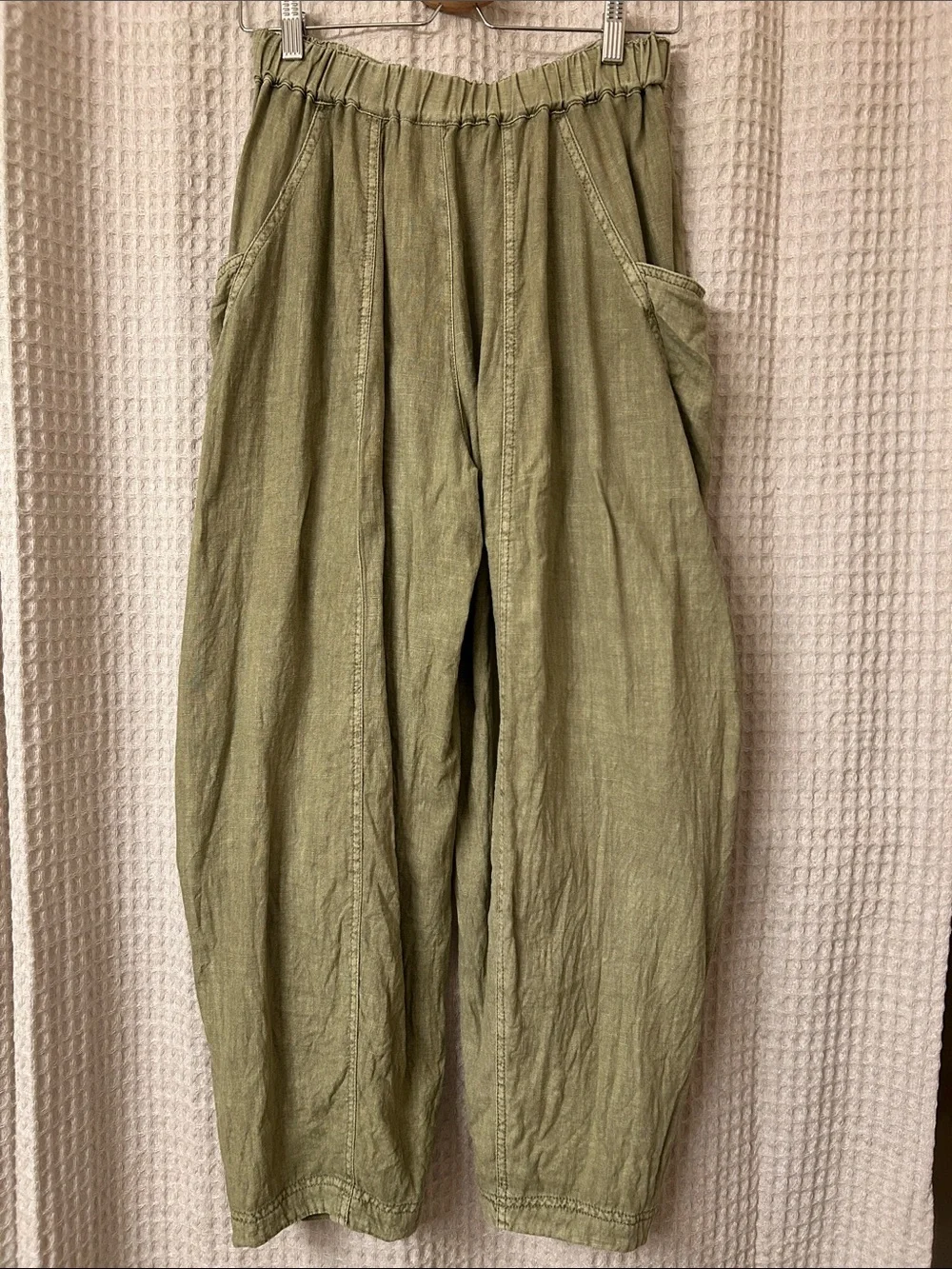 Rare! Free People XS High Road Barrel Pull On Pants